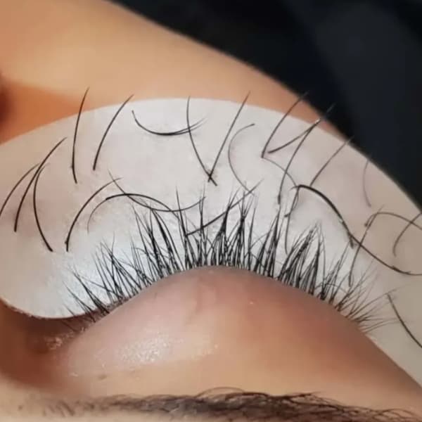 Lash Removal